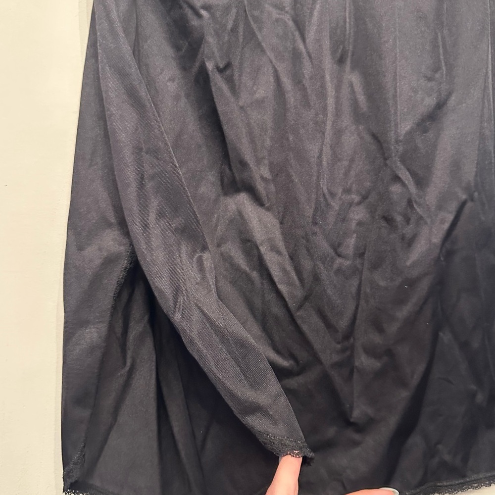 Vintage Y2K Era Vanity Fair Black Midi Slip Skirt Size Medium - Picture 4 of 6